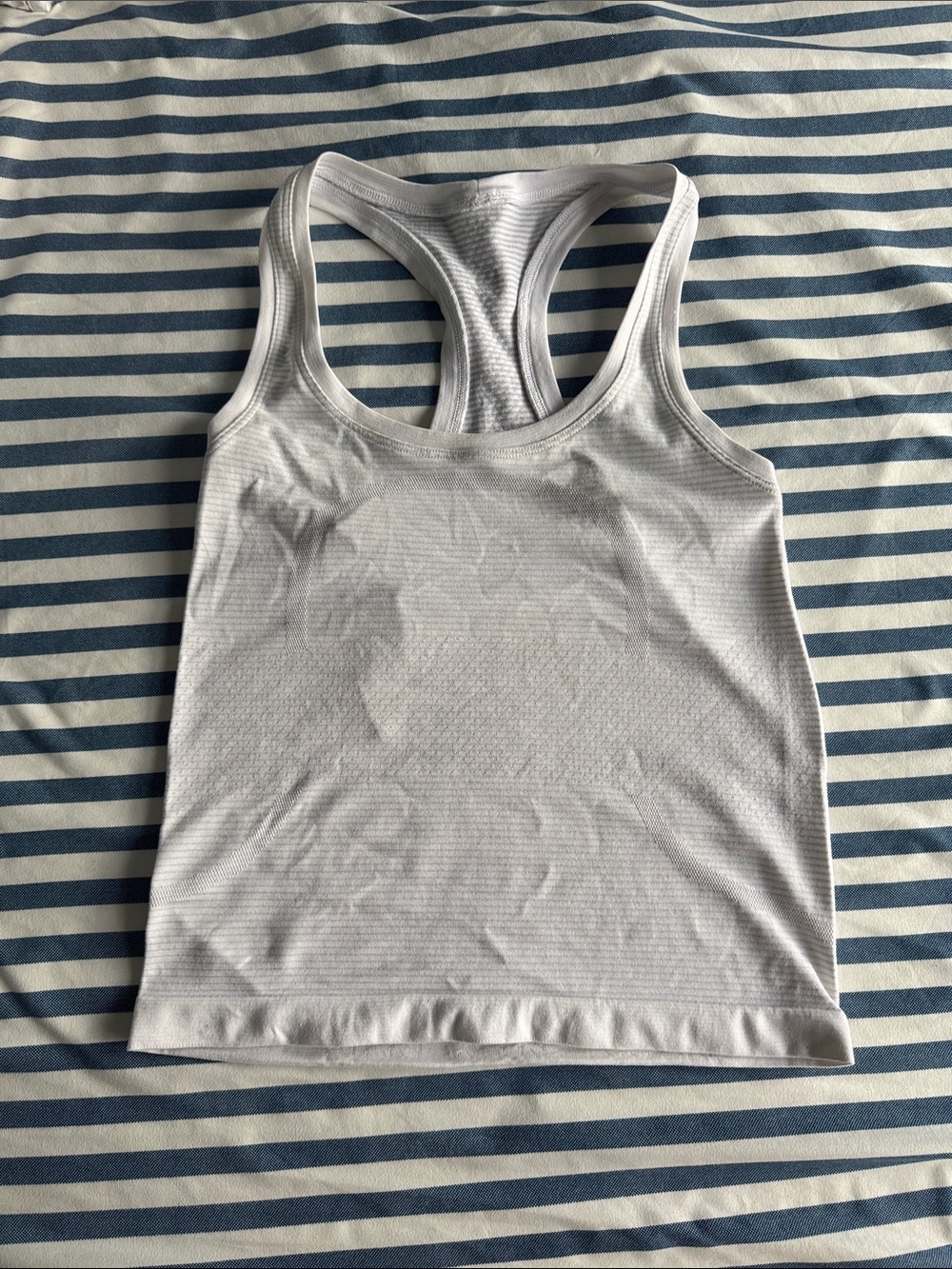 Lululemon Women’s White Racerback Tank Top